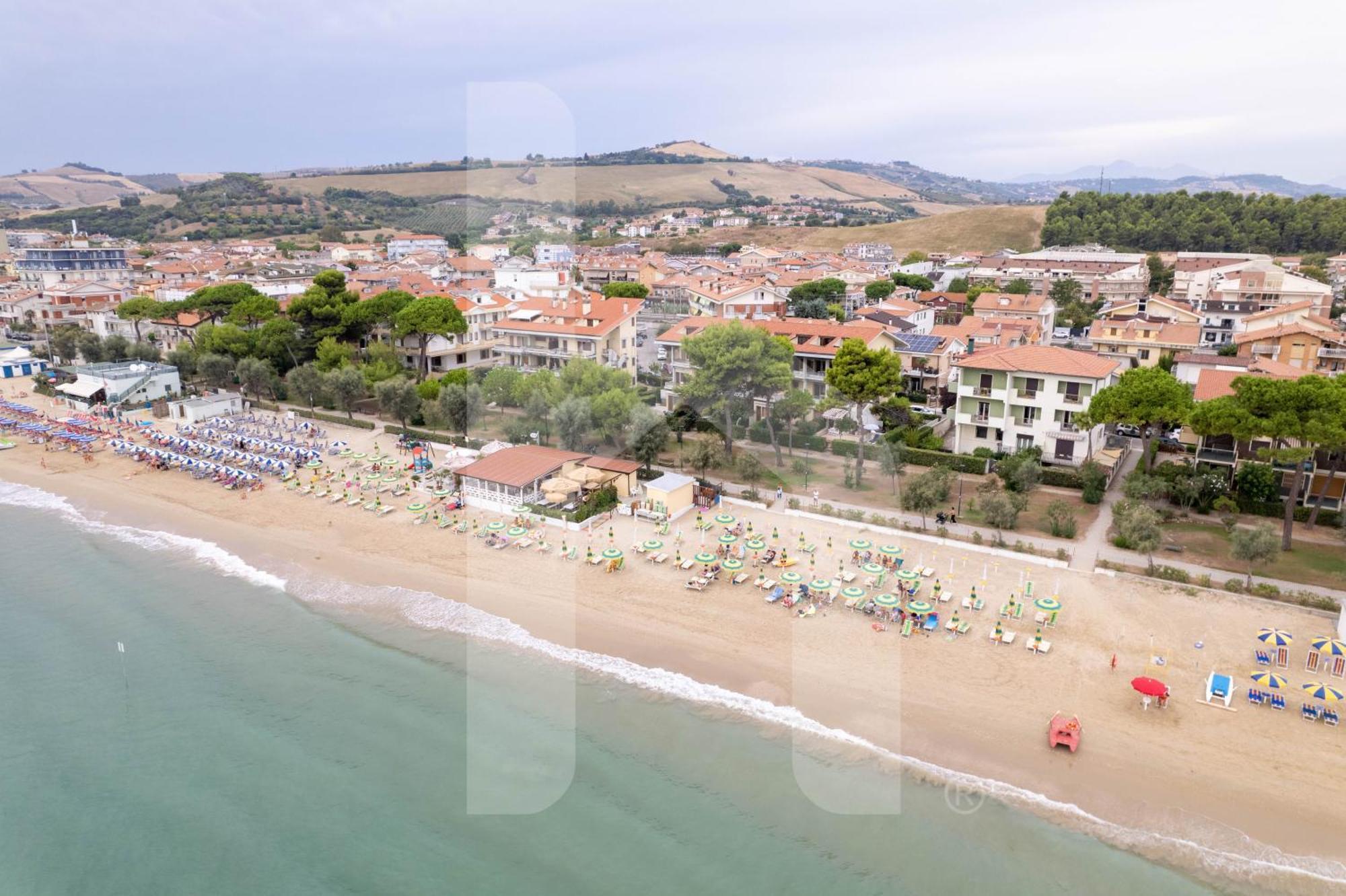Homiday - Residence Bordopineta Pineto Dış mekan fotoğraf